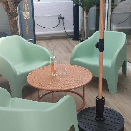 Cosy à 200 M De La